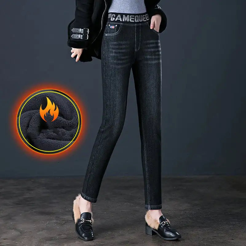 Fashionable Women's Fleece Padded Jeans
