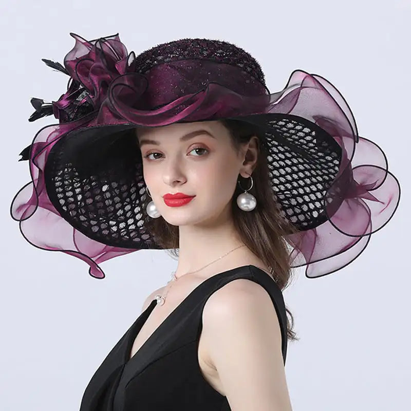 Broad-Brimmed Women's Hat with Mesh Flower Decor