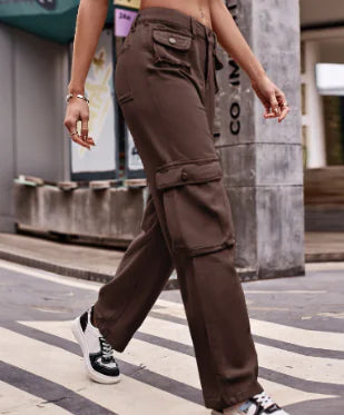 Casual Women's Jeans with Multi-pocket Design