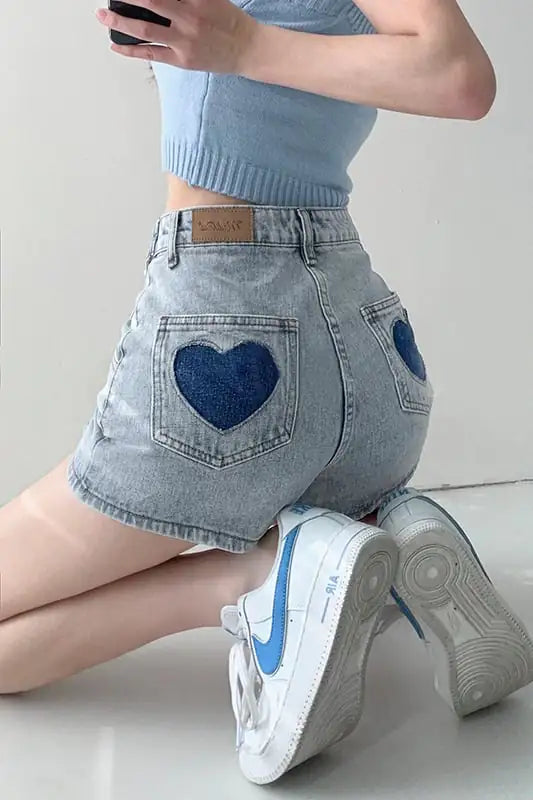 Trendy Women's Denim Shorts for Street Style Lovers