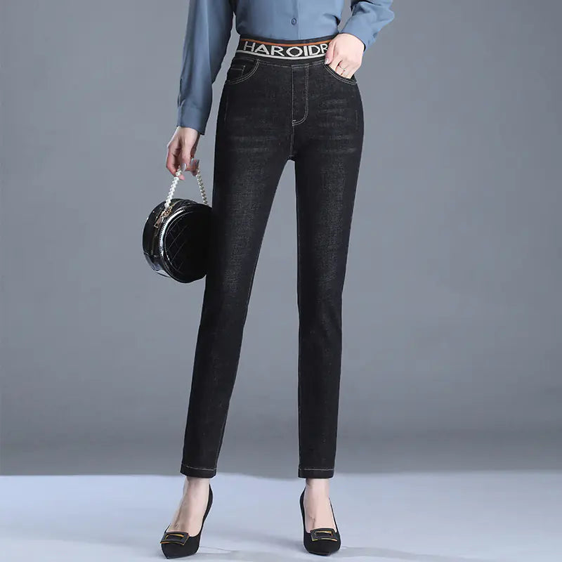 Fashionable Women's Fleece Padded Jeans